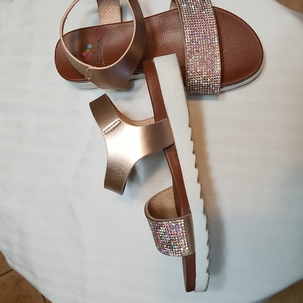 These are for your cutie pie "Palms"  Sz (12) M